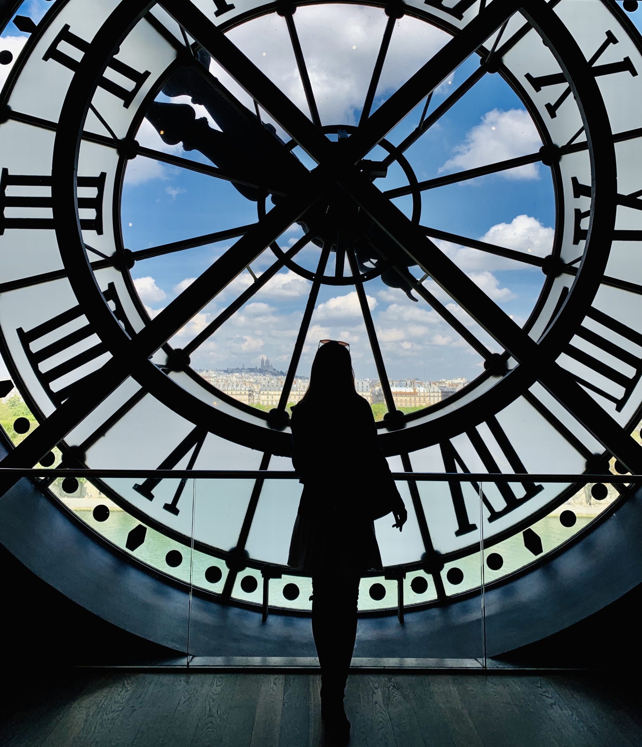 悩むよりも、考える。